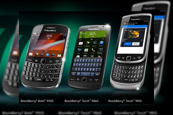 Trio de BlackBerry-uri noi, anunțat oficial: BlackBerry Bold 9900, Torch 9810 și Torch 9860