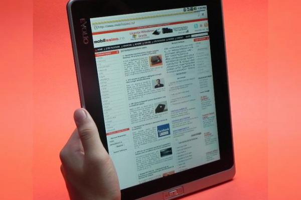 Review Evolio Neura 3G - tableta low end cu pretenții de high end (Video)