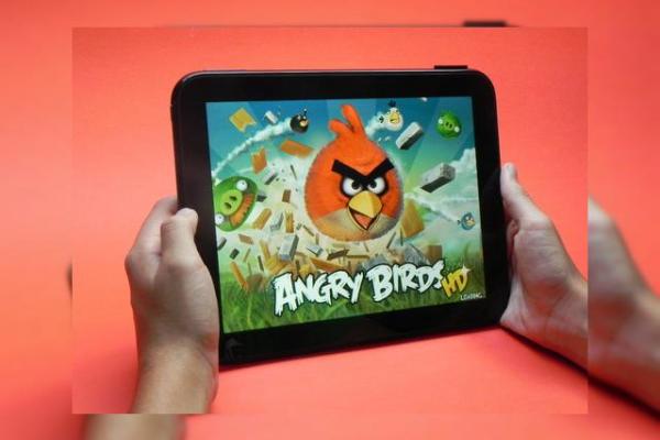 Review HP TouchPad - piesă de colecție cu webOS 3.0 și design de iPad (Video)