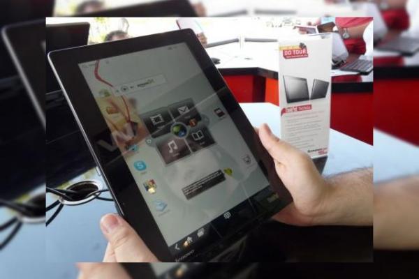 Lenovo ThinkPad Tablet - un model business testat la Lenovo Do Tour 2011 (Video)