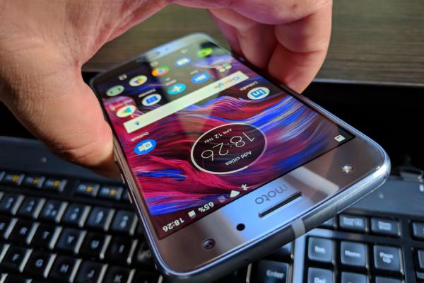 Motorola Moto X4 - Fotografii Hands-On