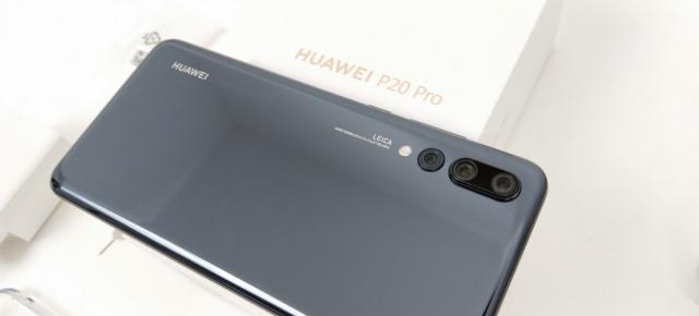 Huawei P20 Pro Unboxing: avem breton şi îl ascundem, vedem cum stăm cu camera triplă, accesoriile