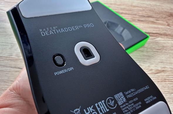 Razer DeathAdder v4 Pro - Unboxing: Razer-Deathadder-v4-Pro-Unboxing_009.jpg