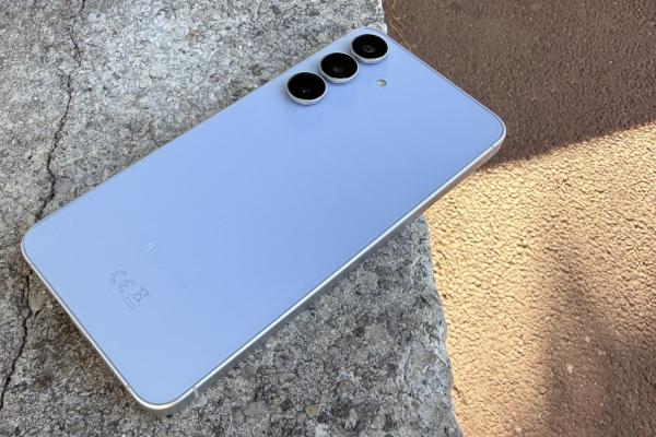 Samsung Galaxy S25 FE review detaliat în limba română (evaluare Mobilissimo)