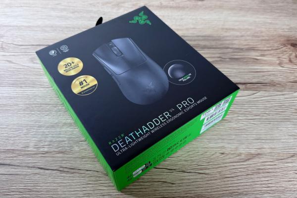 Razer DeathAdder v4 Pro - Unboxing