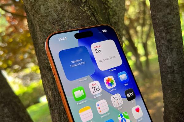 Apple iPhone 17 Pro Max: Benchmark-uri satisfăcătoare, aport de la vapor chamber