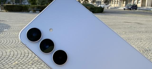 Samsung Galaxy S25 FE: Camera selfie face senzație, dar nu stăm deloc rău nici la alte capitole