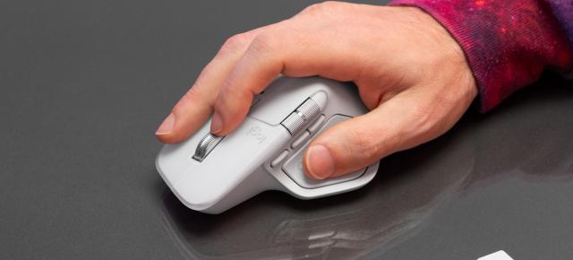 Primul mouse Logitech cu feedback haptic e aici! MX Master 4 vine cu scroll mai precis, autonomie de 70 de zile și funcții avansate pentru profesioniști