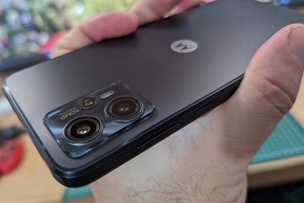 Motorola Moto G13: Benchmark-uri acceptabile pentru sub 800 lei