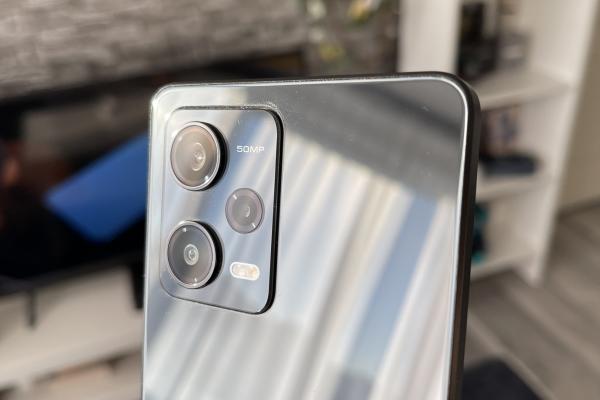 Redmi Note 12 Pro 5G: Un pachet de camere pe care te poți baza, cu aportul OIS pe cea wide