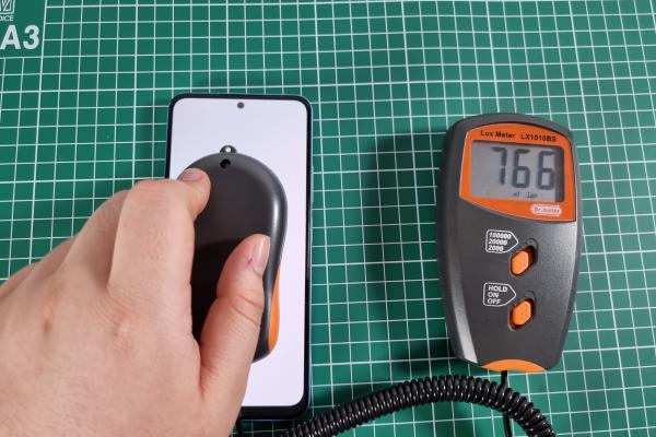 Luminozitate display Redmi Note 12 4G