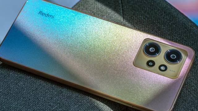 <b>După lansarea seriei Redmi Note 12, urmează să vedem noi modele sub lineup: Redmi Note 12S și Note 12 Pro 4G</b>Seria Redmi Note 12 tocmai a debutat în România și propune 4 modele midrange accesibile cu specificații tare atractive. Totuși, aflăm azi că lineup-ul ar urma să primească noi modele curând. Știm că va debuta Redmi Note 12 Turbo în China, dar pare