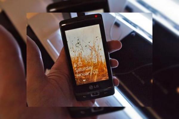 LG Optimus 7 in actiune! Impresionantul handset WP 7 ni se prezinta (Video)