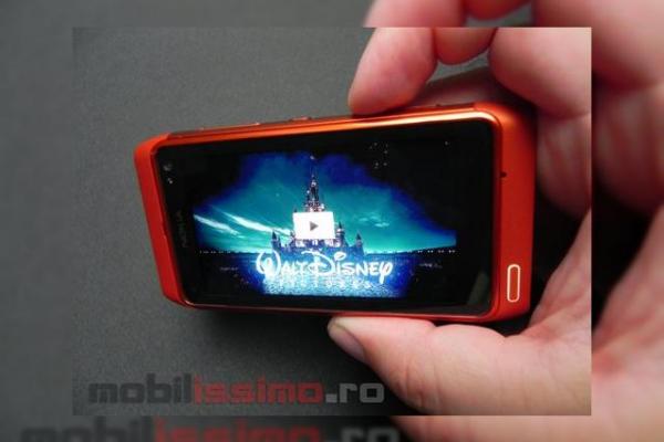 Nokia N8 proaspat scos din cutie, acum pe masa de teste Mobilissimo (Video)