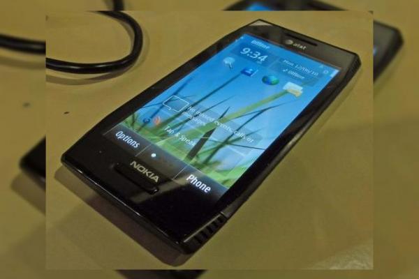 Nokia X7: ce este de fapt acest telefon cu funcții muzicale?