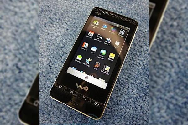 Experiență hands-on cu telefonul cu cameră de 14 megapixeli: Aigo A8 aka Altek Leo (Video)