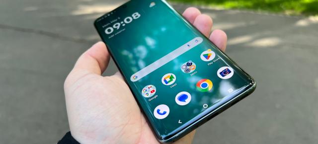 Motorola confirmă sosirea lui Android 16 pe multe modele RAZR și Edge; Iată lista cu cele 29 telefoane pregătite de update