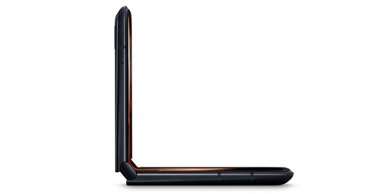 Motorola RAZR 2022 - Fotografii oficiale: Motorola-RAZR-2022_002.jpg