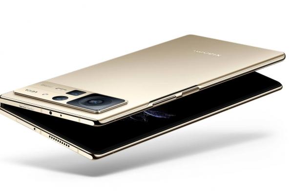 Xiaomi MIX Fold 2 a sosit: telefon cu ecran pliabil mare, de 8 inch, cu optică Leica, balama cu fibră de carbon