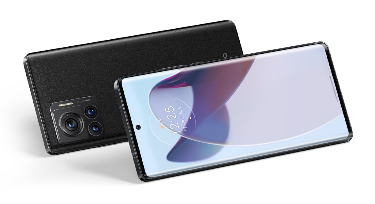 Moto X30 Pro anunțat oficial drept primul telefon din lume echipat cu o cameră de 200 megapixeli; Are și încărcare la 120W, CPU Snapdragon 8+ Gen1
