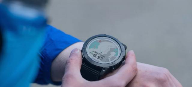 Garmin Enduro 2 a sosit: ceas inteligent pentru atleţii de cursă lungă