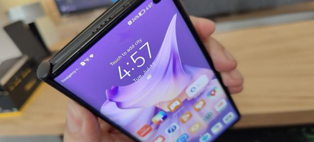 Huawei Mate Xs 2: Hardware tunat cu şublerul faţă de predecesor, cu limitările impuse