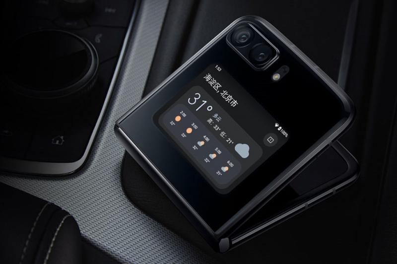 Motorola RAZR 2022 - Fotografii oficiale: Motorola-RAZR-2022_004.jpg