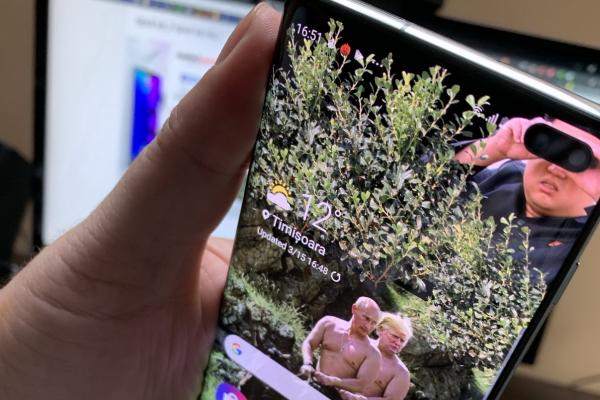 Atunci când ecranul tău ajunge un meme; Fundalurile cu "ochi" au tot mai mult succes pe Galaxy S10