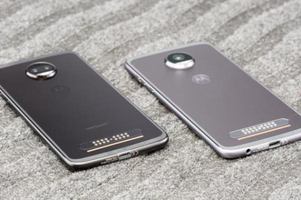 Motorola oferă actualizarea la Android 9.0 Pie pentru telefonul Moto Z2 Force