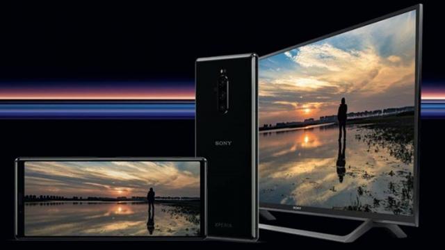 <b>Precomandă smartphone-ul Sony Xperia 1 de la Orange până pe 7 iunie și primești cadou un televizor Bravia!</b>Lansarea pe plan local al lui Sony Xperia 1 se apropie cu pași repezi și după ce săptămâna trecută descopeream primele prețuri din România pentru acest device, astăzi aflăm că ajunge și la operatori. Orange România este 