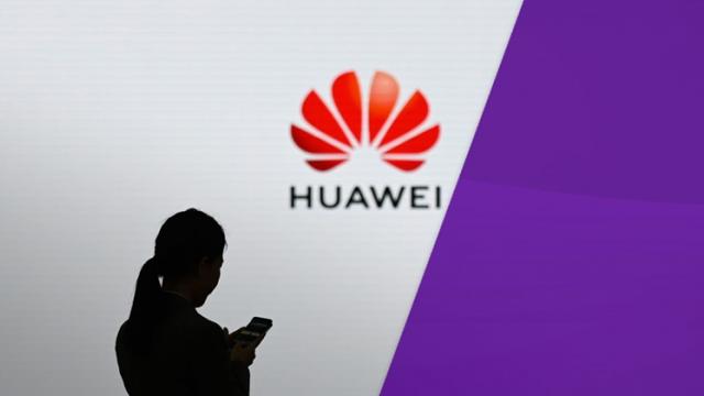 <b>Huawei dezvăluie detalii despre numărul de contracte 5G încheiate; Aflăm și în câte țări se vor folosi echipamentele sale 5G</b>În ciuda numeroaselor interdicții impuse de către SUA celor de la Huawei iată că firma chineză reușește să se mențină în vârful clasamentului atunci când se pune problema numărului de contracte 5G încheiate