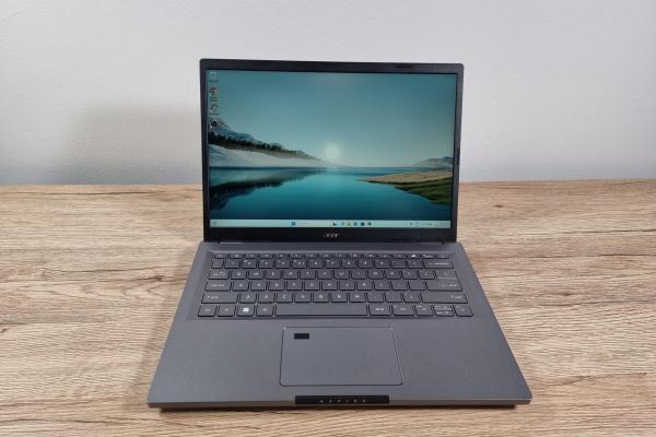 Acer Aspire 14 - Galerie foto Mobilissimo.ro
