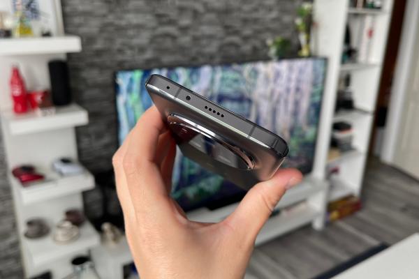 HONOR Magic6 Pro: Acustică stereo, cu un plus la gaming