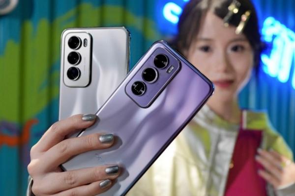 Oppo Reno12 Pro este certificat de TENAA și îl vedem în multe imagini promo + funcție Live Photos ca pe iOS