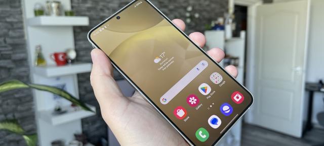 Samsung Galaxy S24: OS, UI, aplicații cu accentul pe Galaxy AI, Circle to Search