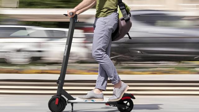 <b>SPEED DEAL pentru trotineta electrică WELKIN WKES006 E-scooter; Reducere semnificativă și transport gratuit din depozitul german</b>WELKIN WKES006, o trotinetă electrică cu un design pliabil și compact, este acum disponibilă la un preț surprinzător. Cu o reducere de 54%, prețul scade de la €379.99 la doar €174.99, inclusiv TVA.