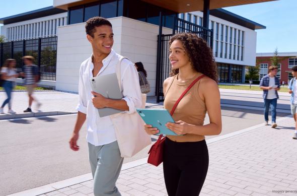 Lenovo propune tablete cu inteligență artificială pentru educație: 09_Idea_Tab_Pro_Gen2_Design_Colors.jpg