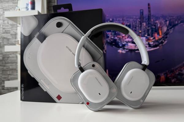 Nothing Headphone (a) - Design