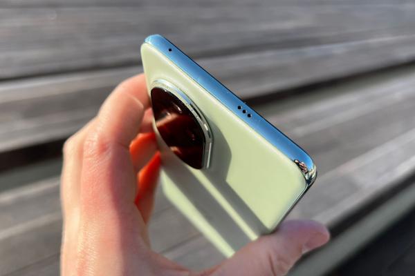 HUAWEI nova 13 Pro: Bateria se ține bine ca cifre și are încărcare super rapidă la 100W