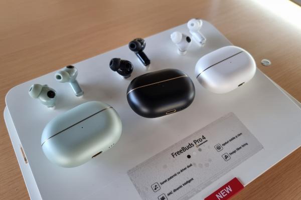 HUAWEI FreeBuds Pro 4 - Fotografii Hands-on