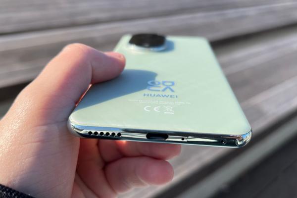 Huawei nova 13 Pro: Acustica surprinzătoare, material de top 3
