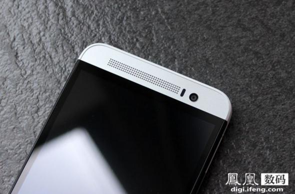 HTC One (E8) are cea mai originală cutie inventată vreodată: poate fi folosită ca lampă; Iată și imagini hands on cu telefonul!: 30_1jzosya3m.jpg