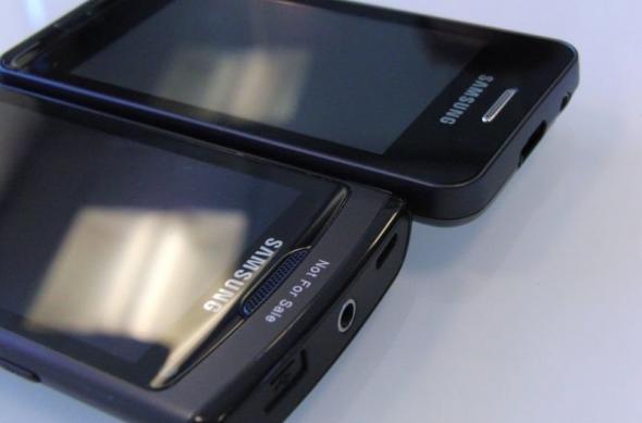 Noi imagini cu Samsung Wave 7320 si specificatiile complete, disponibile aici!: samsung_wave_s7320_19.jpg
