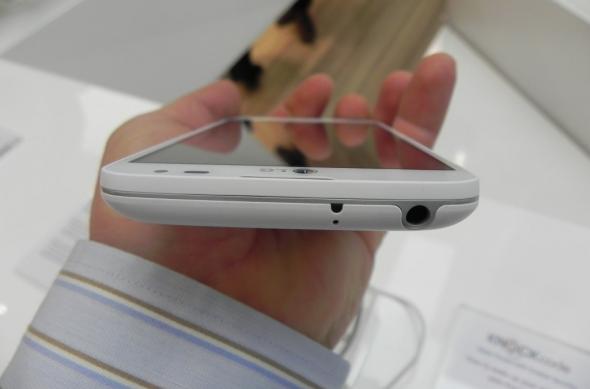 MWC 2014: LG L90 hands on preview - un telefon low end cu KitKat și construcție solidă (Video): dscn4621jpg.jpg