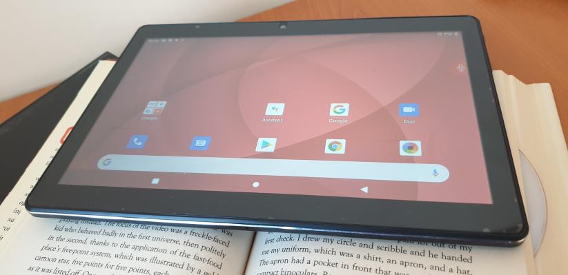 Prezentare Allview Viva H1003 LTE: Tabletă pentru “Școala de acasă”, cu 4G, ecran mare și asistent vocal în limba română + funcții educaționale