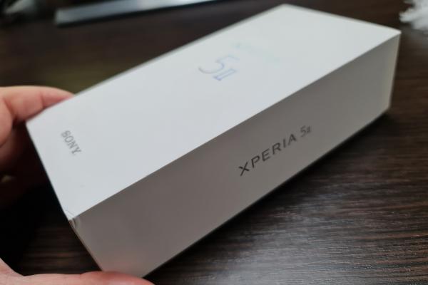 Sony Xperia 5 II - Unboxing