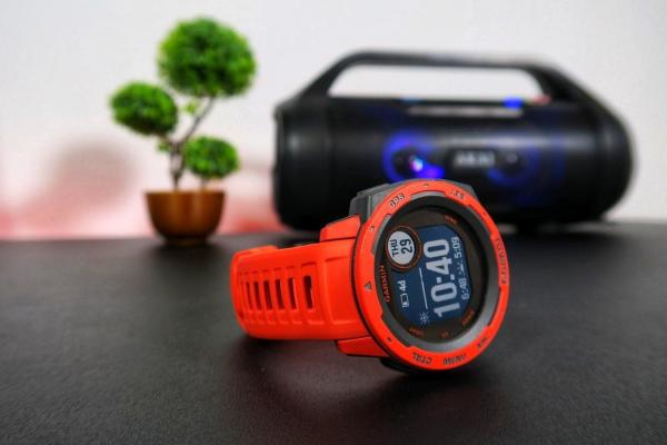 Garmin Instinct Solar Review - Ceasul cu încărcare solară, robust, cu GPS și rezistență la apă de până la 100m