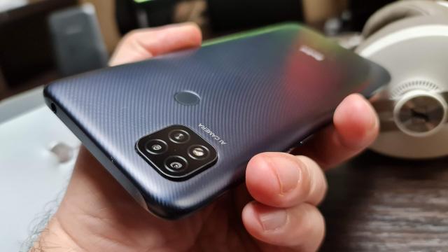 <b>REDUCERI REALE și de la Flanco - astăzi avem Xiaomi Redmi 9C și Xiaomi Redmi Note 8T</b>Flanco are astăzi REDUCERI REALE pentru două telefoane din portofoliul Xiaomi. De regulă cei de la Altex ne răsfață cu reduceri foarte bune și reale, iată însă că și Flanco tatonează terenul. Ce-i drept ei au declarat deja Black Friday... modelele la preț