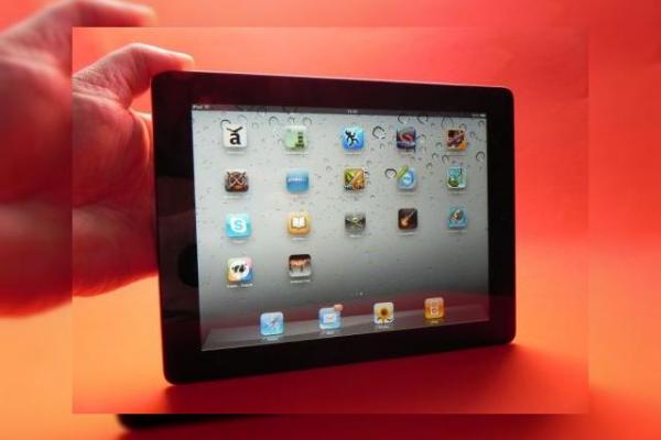 Review iPad 2 - un iPad 1 cu camere și procesor dual core, sau mai mult?