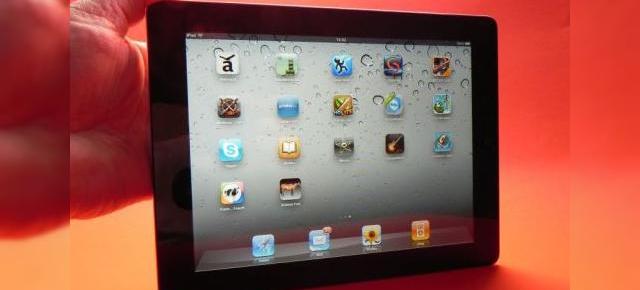 Review iPad 2 - un iPad 1 cu camere și procesor dual core, sau mai mult?